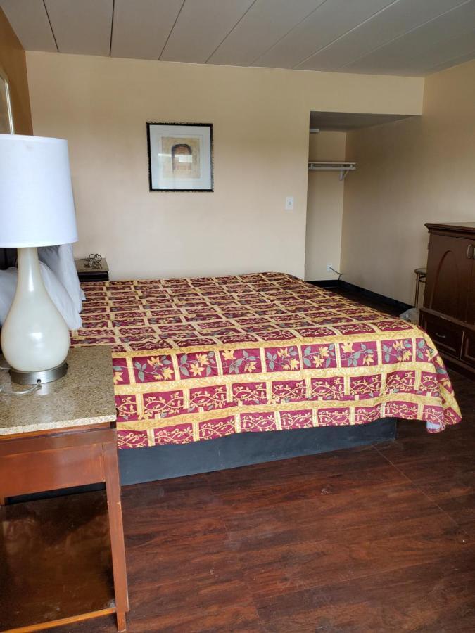Budget Inn Of Bay City Bagian luar foto