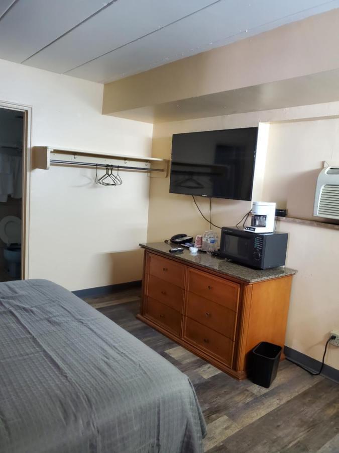 Budget Inn Of Bay City Bagian luar foto