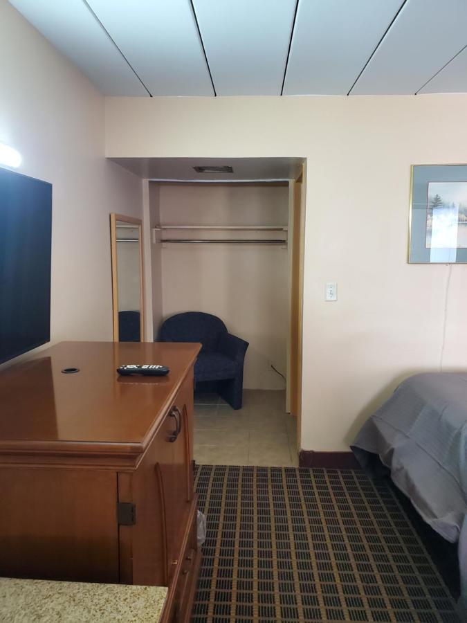 Budget Inn Of Bay City Bagian luar foto